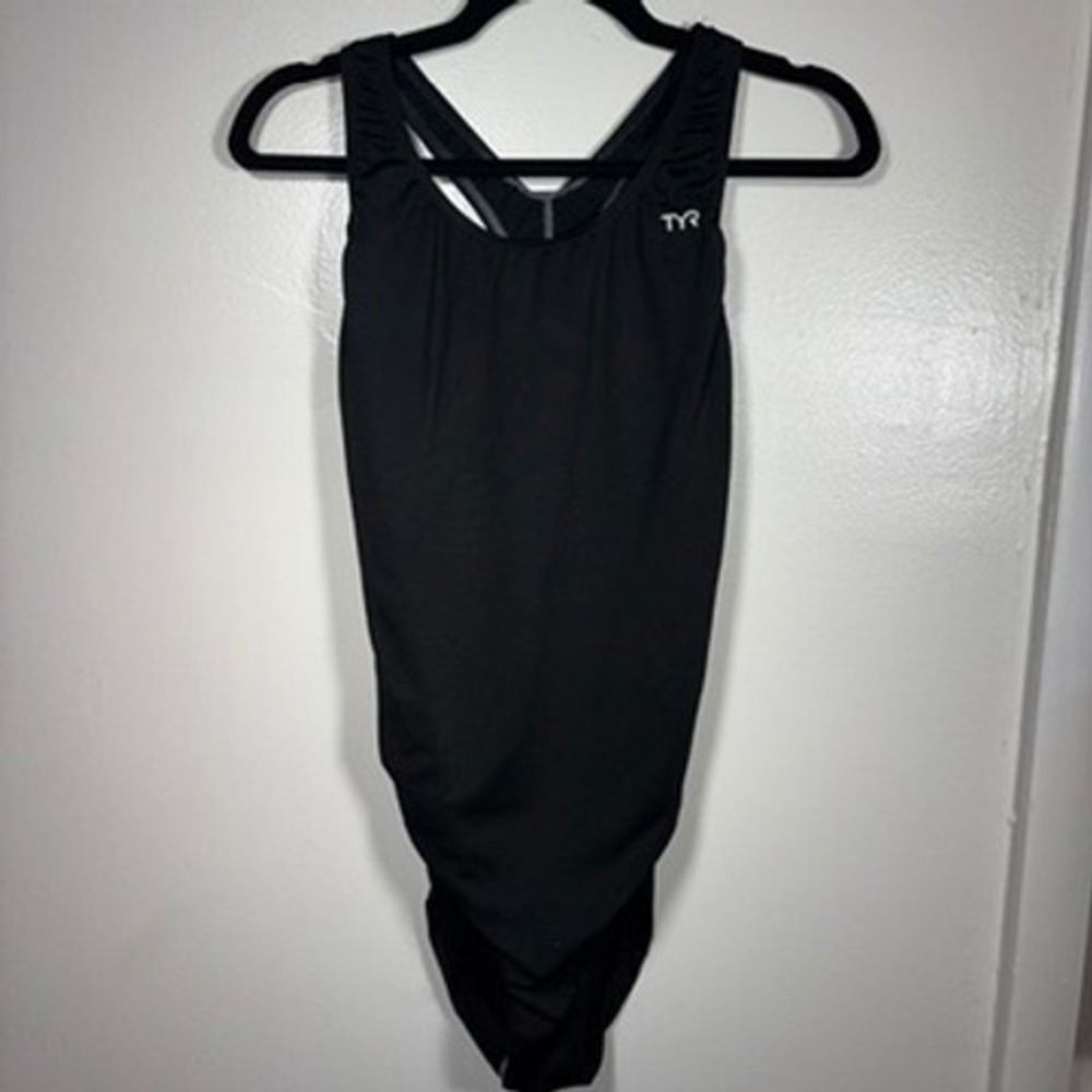 TYR One Piece Swimsuit Women Sz 40 Black Racerback Competitive Swimwear